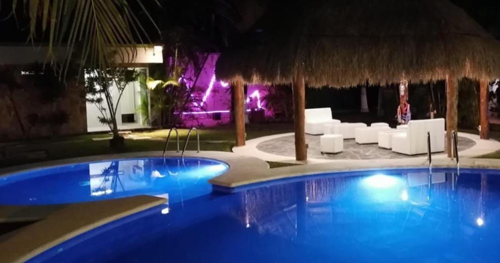 Villa Quinta Punta Sam à Cancún Extérieur photo